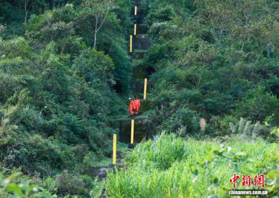 11��6�գ�Ѳ��Ա����ɽ�ݹ����ؾ���Ѳ�ߡ����澧 ��