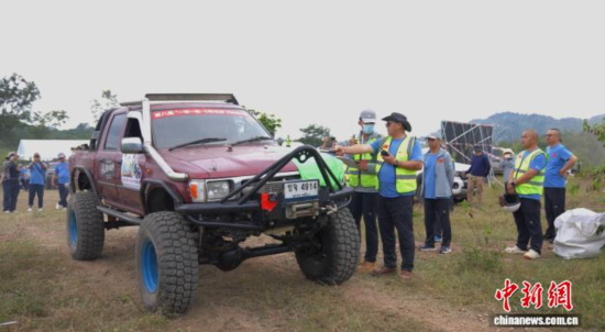 12��5�գ���SS1ɭ�ִ�Խ��̩���������ڵȴ���������������ί�� ��ͼ