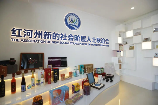 ������µ����ײ���ʿ����������ĺ���ݵ�����ɫ��ũ��Ʒ���Ĵ���Ʒ�ȡ�����˫ ��