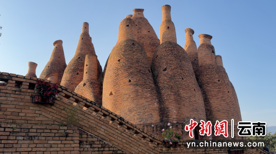 ͼΪ����������С��½���� ��