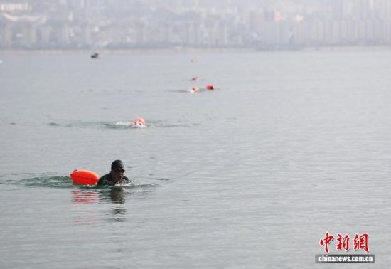 ����1��1�գ���Ӿ�����ߺ�ɽ�ɳ���������˺� ��