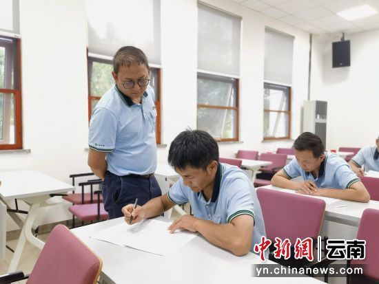 ����ģ�⿼���ֳ������� ��