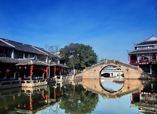 江苏周庄古镇旅游景点_周庄旅游收入已连续