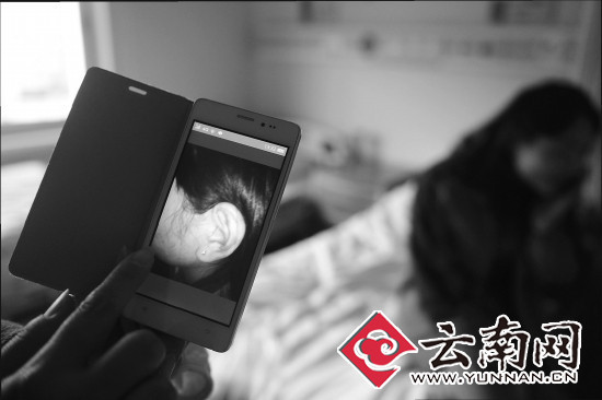 云南舍友校园遭闺蜜和暴力群殴高三女生几时狐臭岁十五女生图片