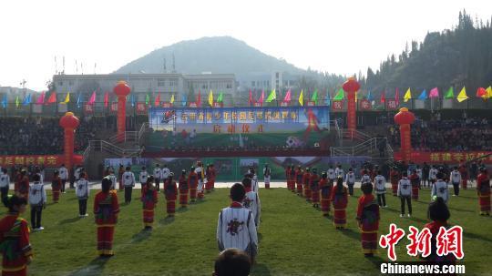 首届云南省青少年校园足球四级联赛泸西启动