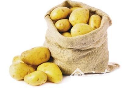 洋芋变成 金疙瘩 1公斤涨3块市民大呼吃不起 -