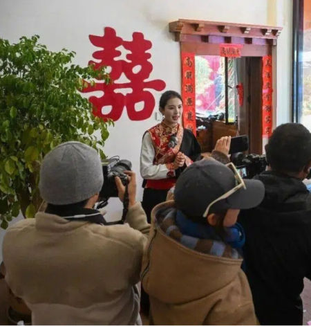 ����������λ��ǡ����������ʽ����~