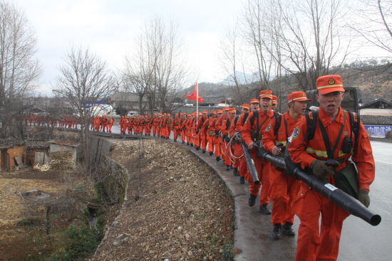 重走长征路，我们永远在路上…… - 中新网云南频道--云南新闻网