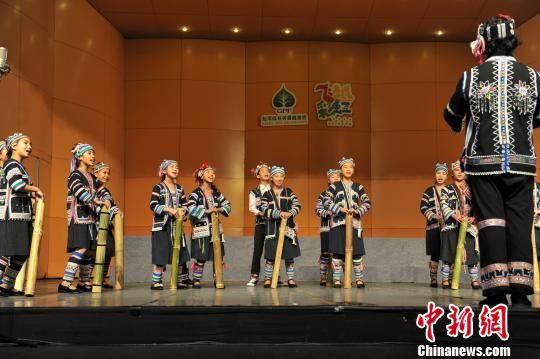 300多民族儿童昆明唱响山海和声 原生态音乐感