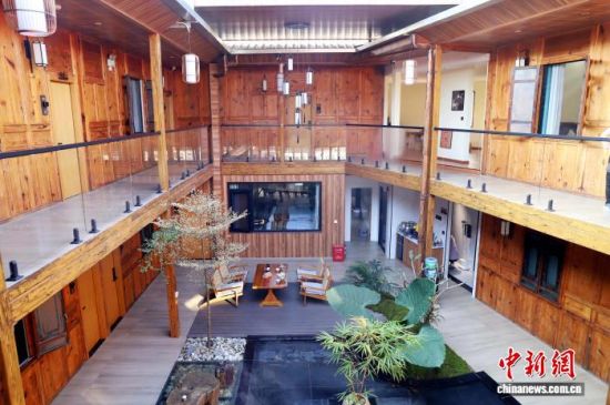 ��������â��â�δ��У���������ҵ�������Ӫ�����ޡ��º�����ý������ ��ͼ