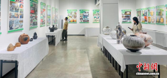 ͼΪ���������ഺ ���������¡����ϴ�ѧ�л����㴫ͳ�Ļ����л�������ɹ�չ������������ �ѳ� ��